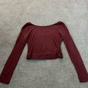 Women’s small burgundy cropped long sleeve